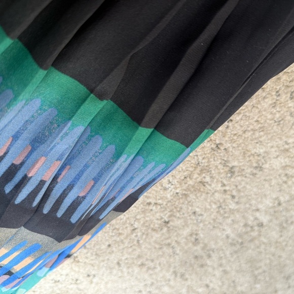 Deletta (Anthropologie) M Brown and Multicolor Pleated Tank Top GUC - Picture 8 of 13